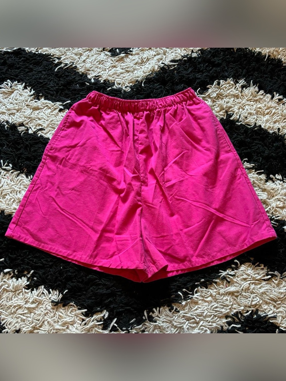 Palmetto’s Vintage 90’s Bright Pink Shorts Women’s Medium